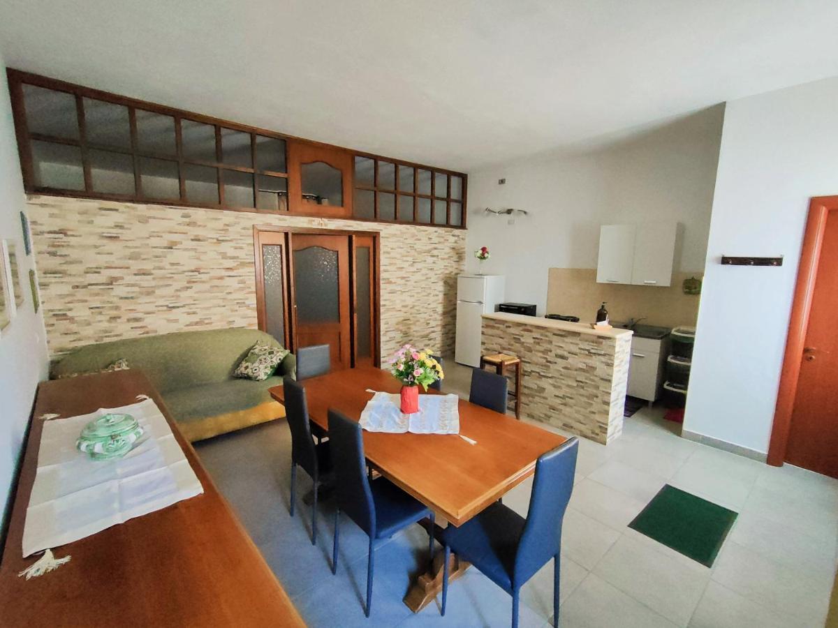 Appartamento Per Turisti Filoxenia Santa Severina Ngoại thất bức ảnh